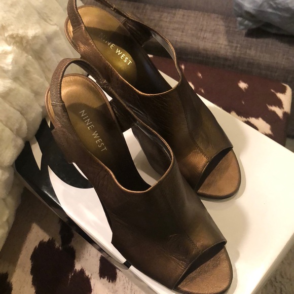Nine West Bronze Leather Sandals - Picture 2 of 5